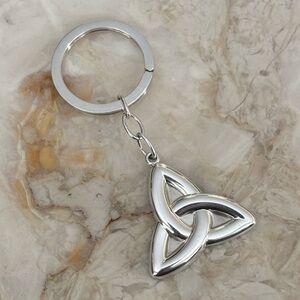 Tiffany & Co. Sterling Silver Celtic Knot Keychain 2009 – Rare